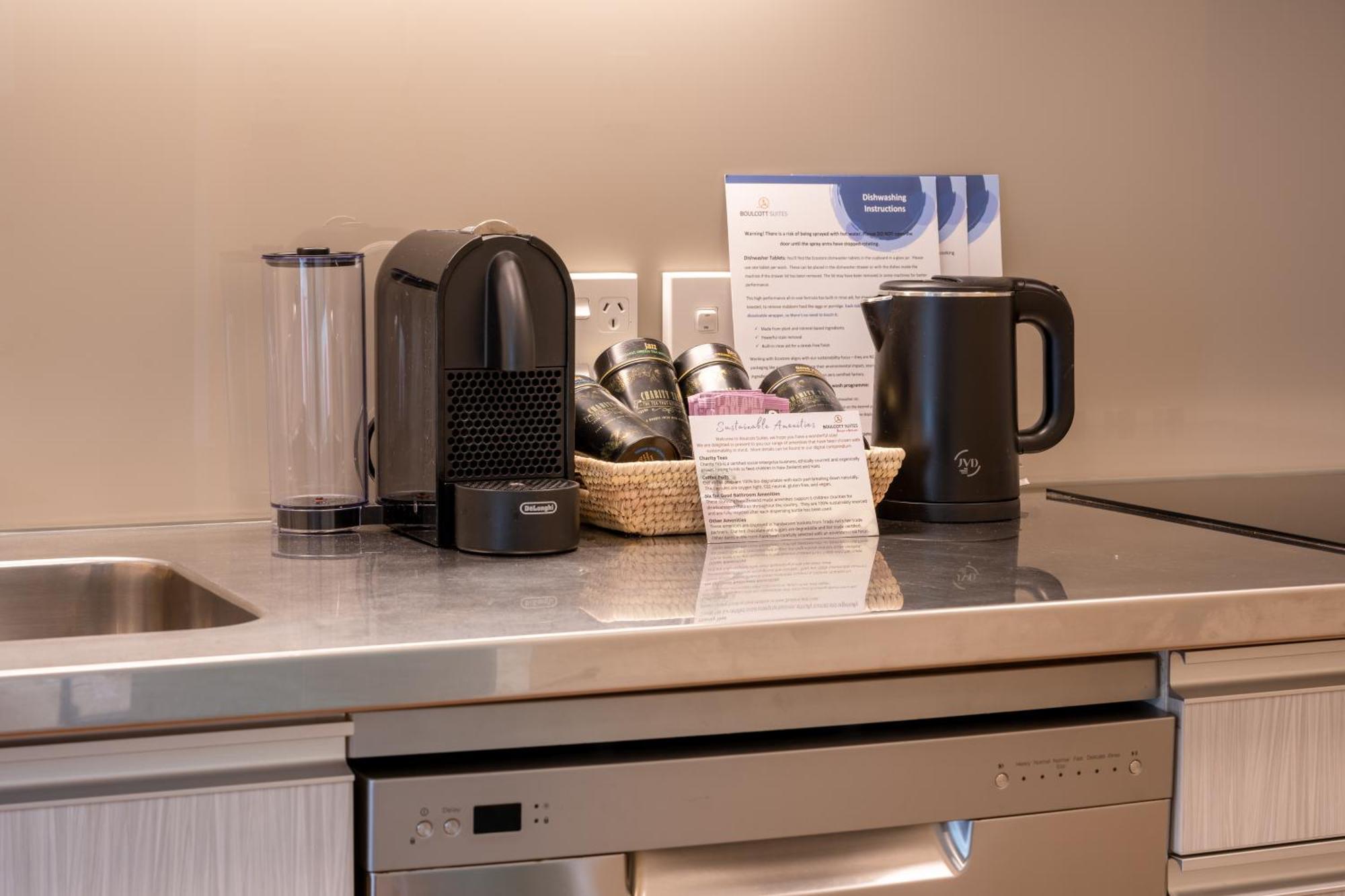 Boulcott Suites Wellington Luaran gambar A Nespresso coffee machine in a hotel