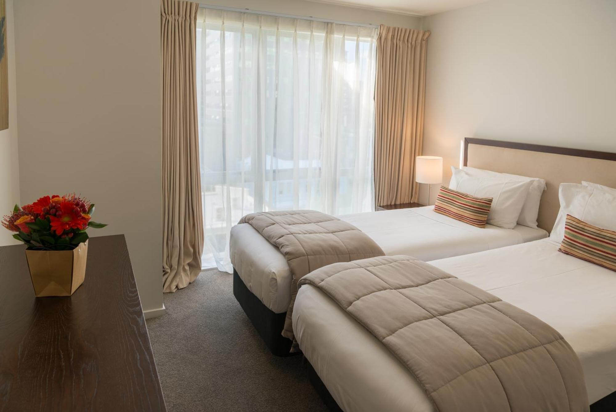 Boulcott Suites Wellington Bilik gambar A typical bedroom at the hotel